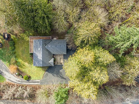 4th image of 153 E Mason Lake Road