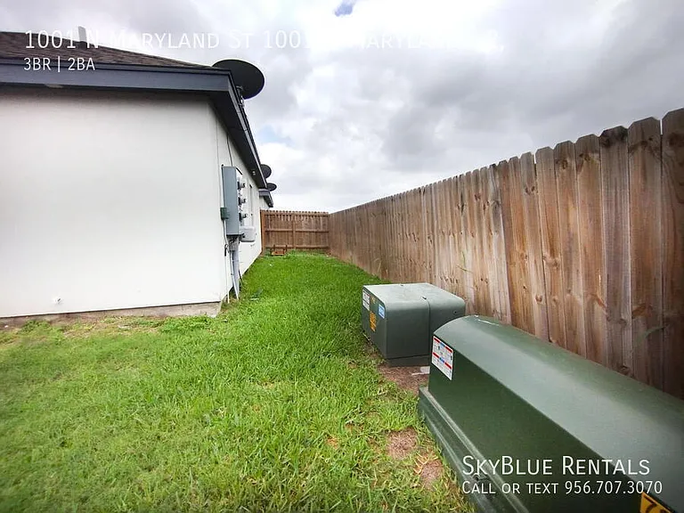 1001 N Maryland St #2 — Photo 11