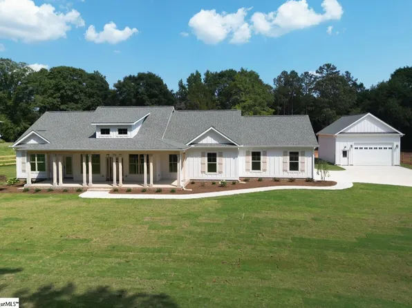 1342 Mount Carmel Rd, Gray Court, SC 29645