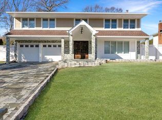 66 Wicks Path, Commack, NY 11725