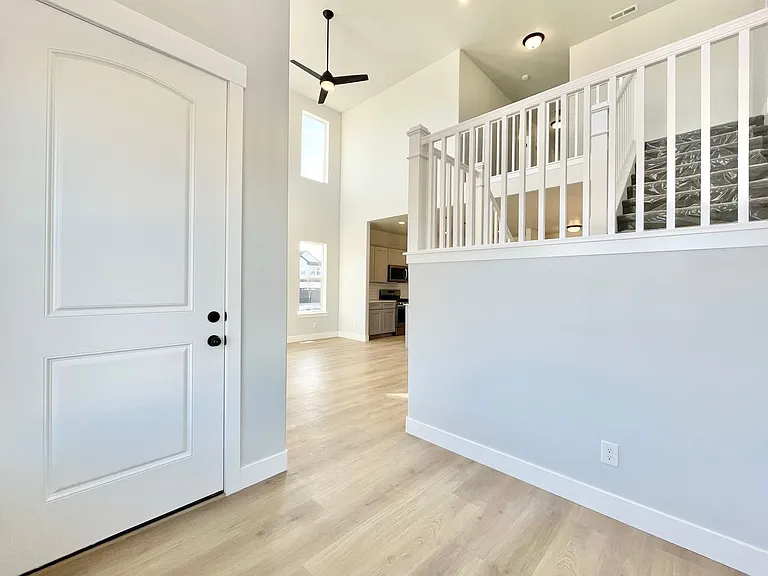 4306 W Silver Peak Ln — Photo 3