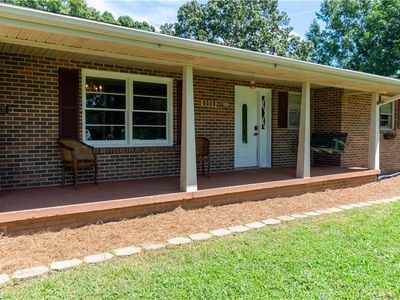 1494 W Westmoreland Rd, King, NC, 27021