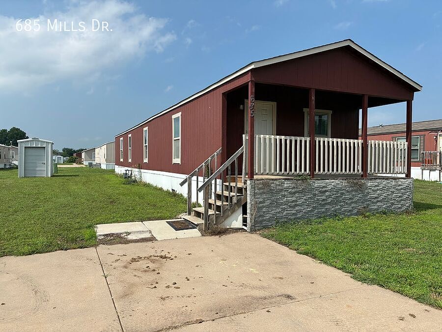 1st image of 685 E Mills Dr