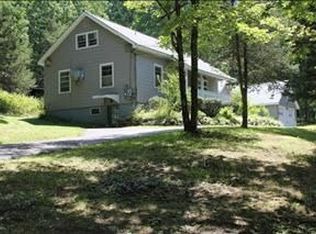 318 Creek Rd, Pleasant Valley, NY 12569