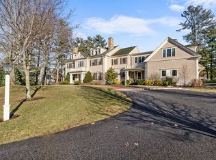 3 Buckingham Ter, Wellesley, MA 02482