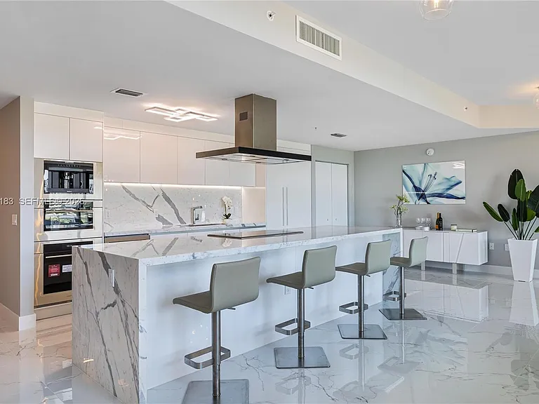 330 Sunny Isles Blvd #5-506 — Photo 9