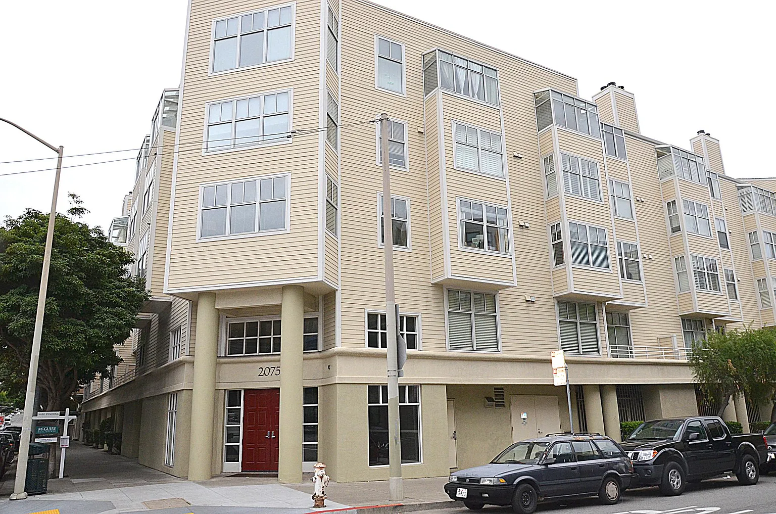 2075 Sutter St APT 211 photo 1