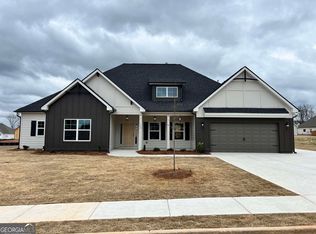 120 Nelms St, Senoia, GA 30276