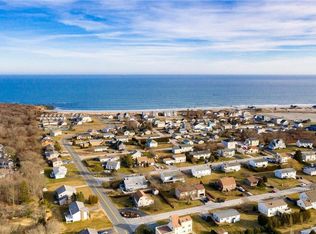 10 Hope Ln, Narragansett, RI 02882