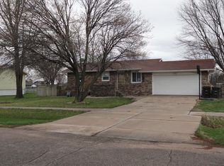 4035 Reed Rd, Grand Island, NE 68803