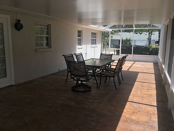 SCREENED PORCH 15 X 40