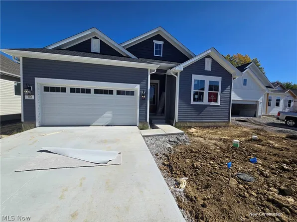 310 Delta Way, Elyria, OH 44035