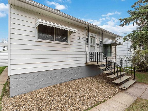 2nd image of 11539 Saint Albert Trl NW