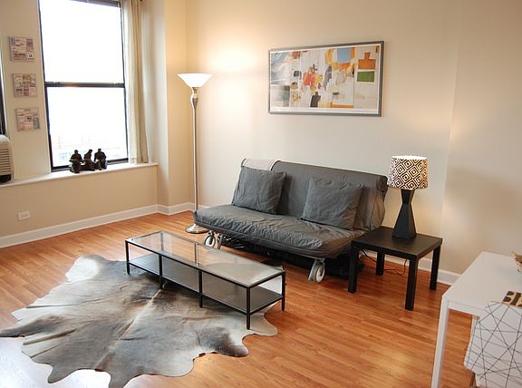 2nd image of 600 S Dearborn St APT 1208