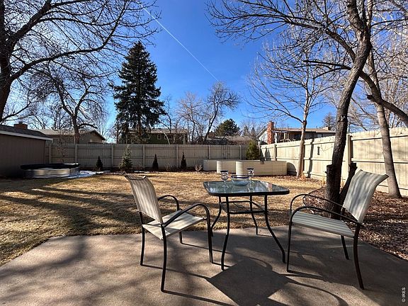 4th image of 1456 Edgewood Ct