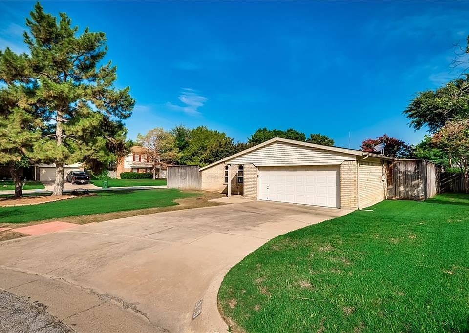 1st image of 5919 Cameron Dr