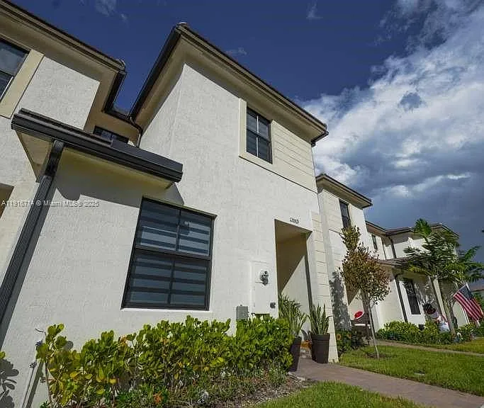 12869 SW 233rd Ter — Photo 30