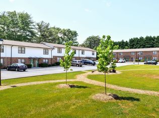 Fairmeadow Townhomes, Greenville, SC 29611