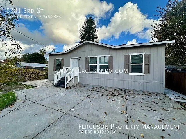 Two Bedroom with a Den in a Classic Rocklin Neighborhood — Photo 2