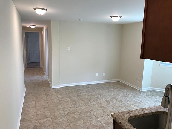 Living Room/Kitchen
