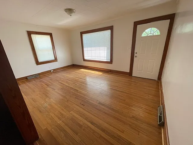 1416 W Park Ave — Photo 5