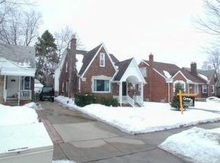 1028 N Melborn St, Dearborn, MI 48128