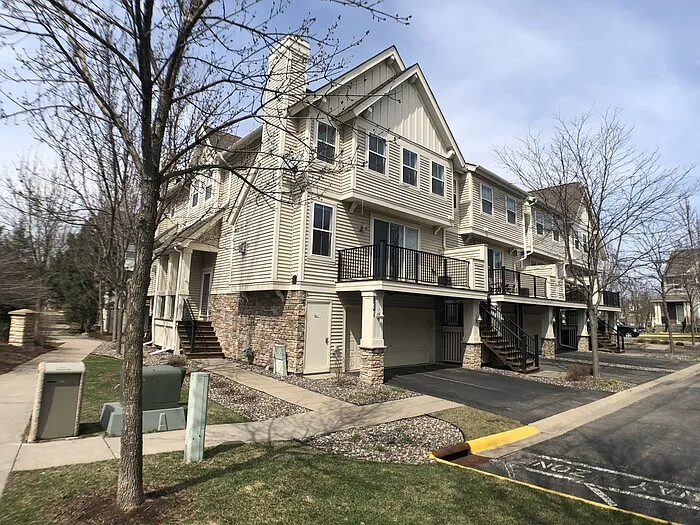 Building Photo - 8341 Townsend Dr