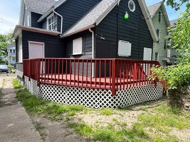 82-84 Warner St — Photo 11