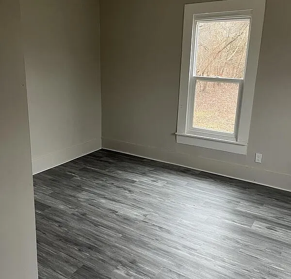 617 E Broadway Blvd — Photo 3