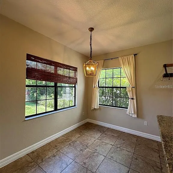 8244 Prestbury Dr — Photo 9