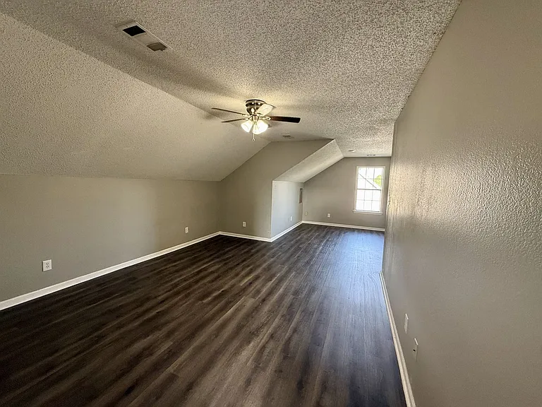 2516 Glenn Pl — Photo 14