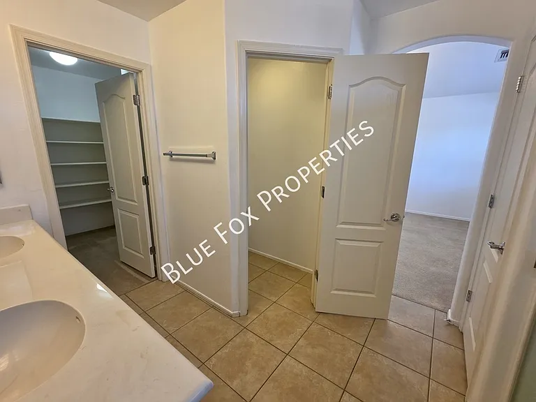 3534 W Goshen Dr — Photo 23