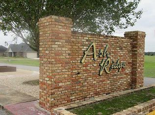 602 Chestnut St, Iowa, LA 70647