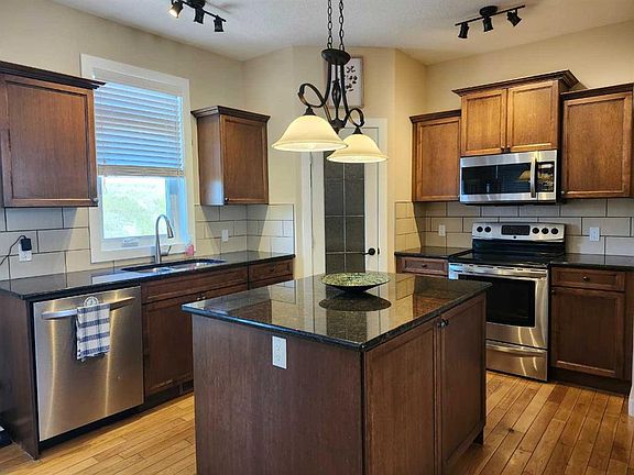 5th image of 628 E Bankview Dr