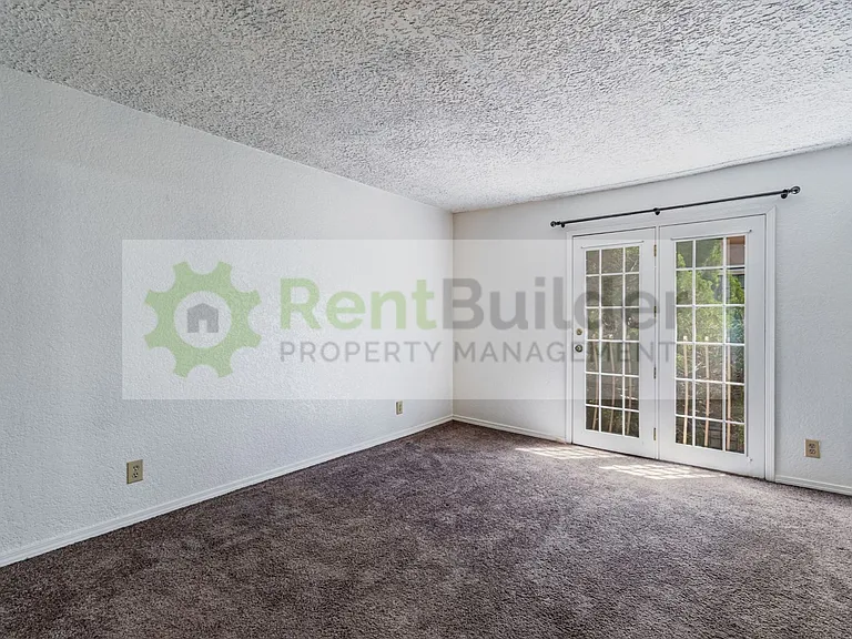 6041 Sequoia Rd NW #D10 — Photo 16