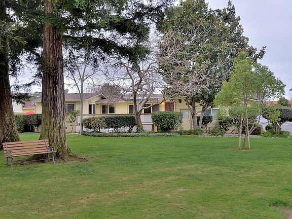 3rd image of 280 Summer Cir