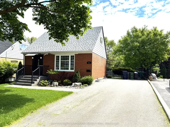 35 Coppermill Dr, Toronto, ON M9W 3Z4