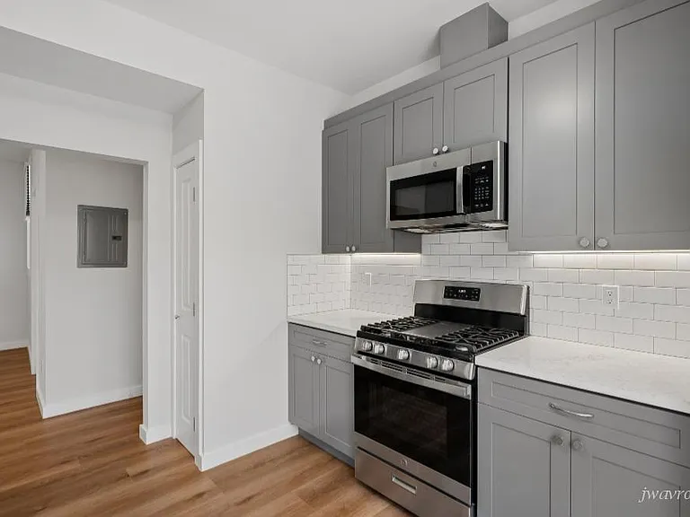 5010 Geary Blvd #2 — Photo 2