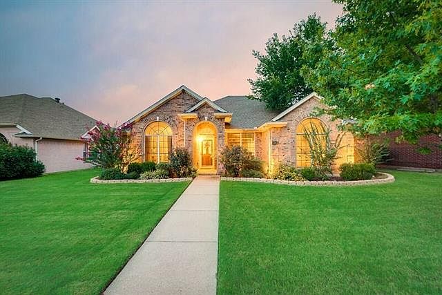 1st image of 1313 Ashbrook Dr