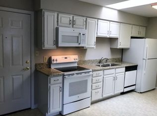 111 S Spruce St APT 204, Nazareth, PA 18064