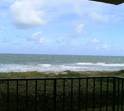 4th image of 4250 N A1a #305