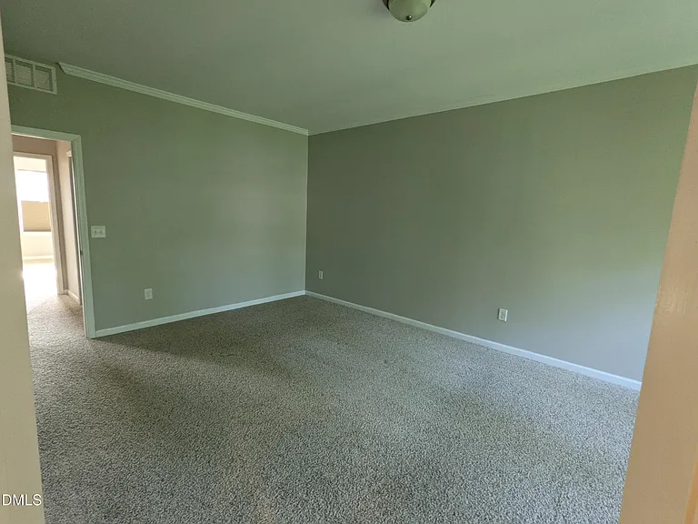 5313 Cambridgeshire Loop — Photo 32