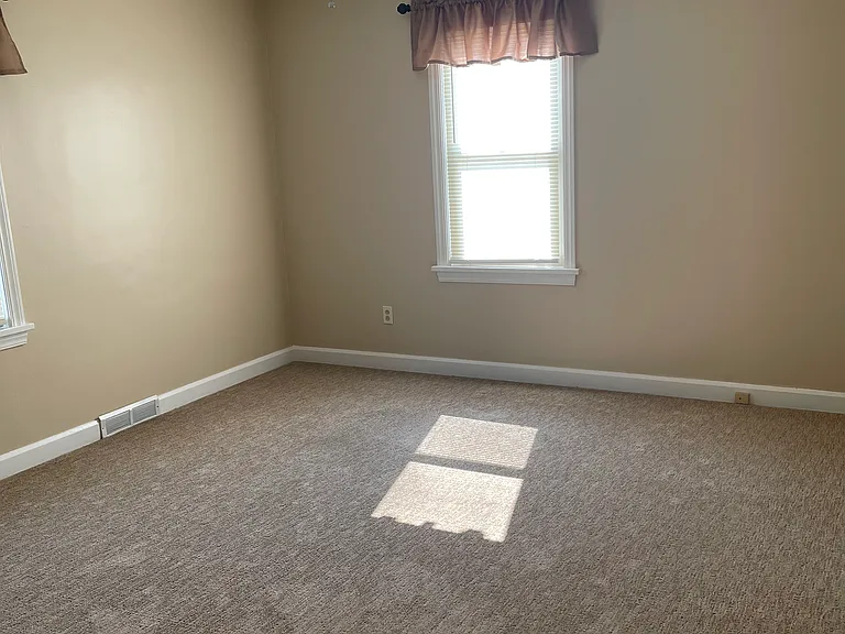 1103 Delverne Ave SW — Photo 13