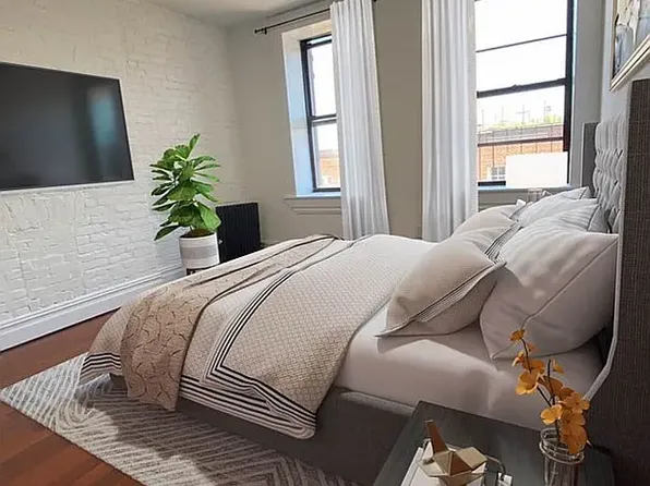 273 E 10th St #16A, New York, NY 10009