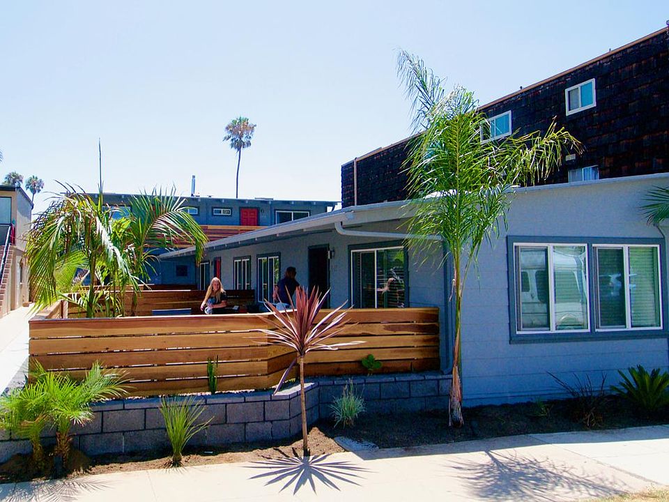 1st image of 5135 Voltaire St