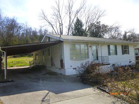 2nd image of 2232 SE Sylvania Ave