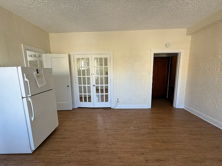 Bayard Manor Apartments — Photo 55