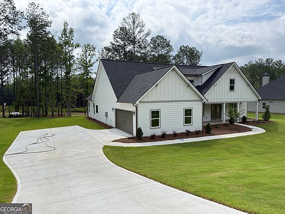 3rd image of 117 Belle Hall Dr #26