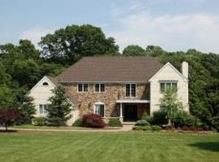 7 Rachel Ct, Hampton, NJ 08827