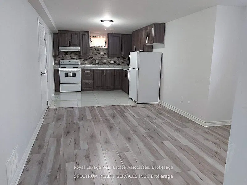 2 bed, $2,050 — Photo 3